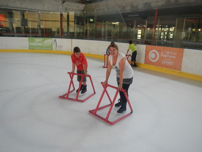 Village Camps International Summer Camp Leysin, Switzerland 2026-08-15 https://www.villagecamps.com/journals_admin/images/697-12-ice skating (19).jpg